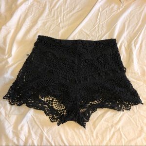 Kimchi blue crochet shorts